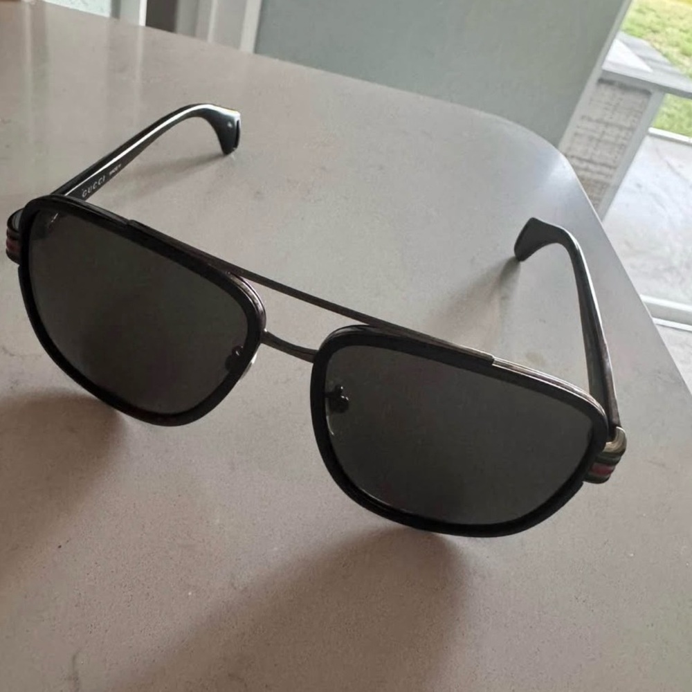 Gucci Black Aviator Sunglasses - Picture 4 of 10